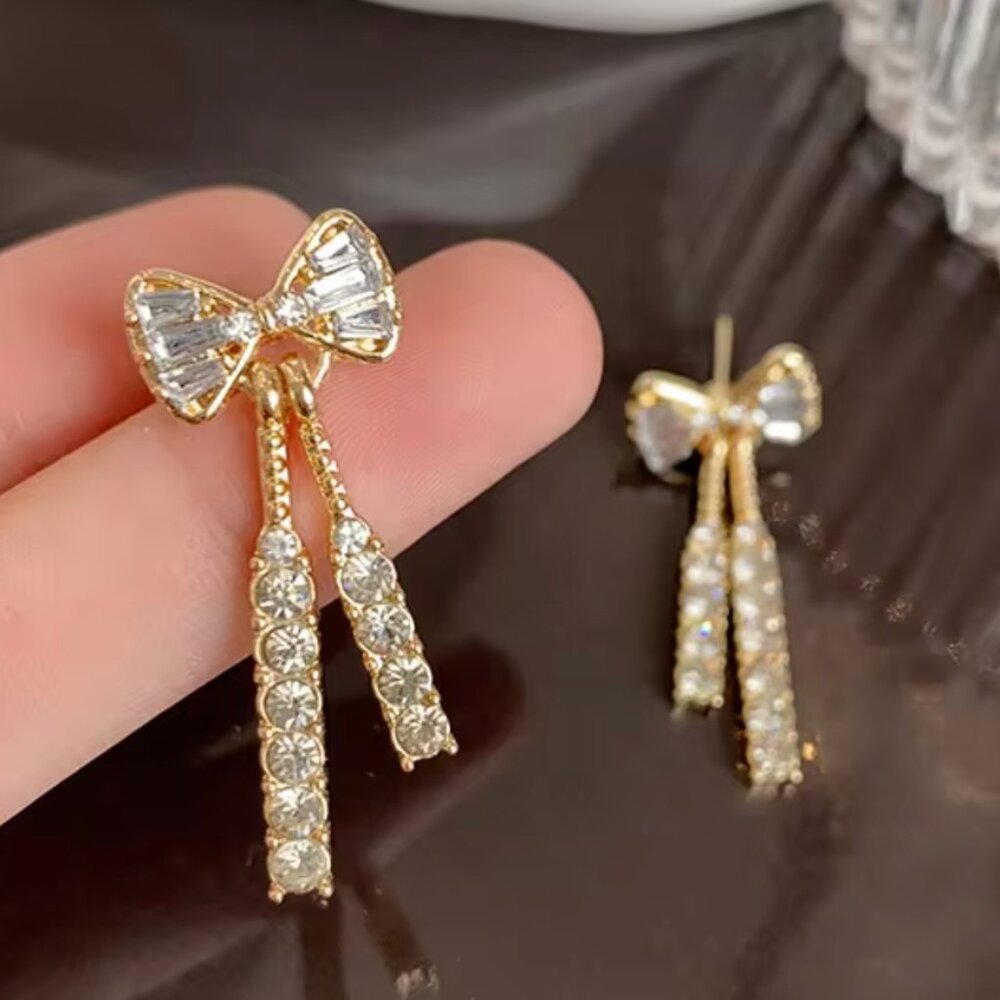 Gold Bow Earrings - Picture 3 of 4